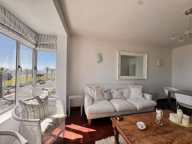 To Let 2 Bedroom Property for Rent in Sea Point Western Cape